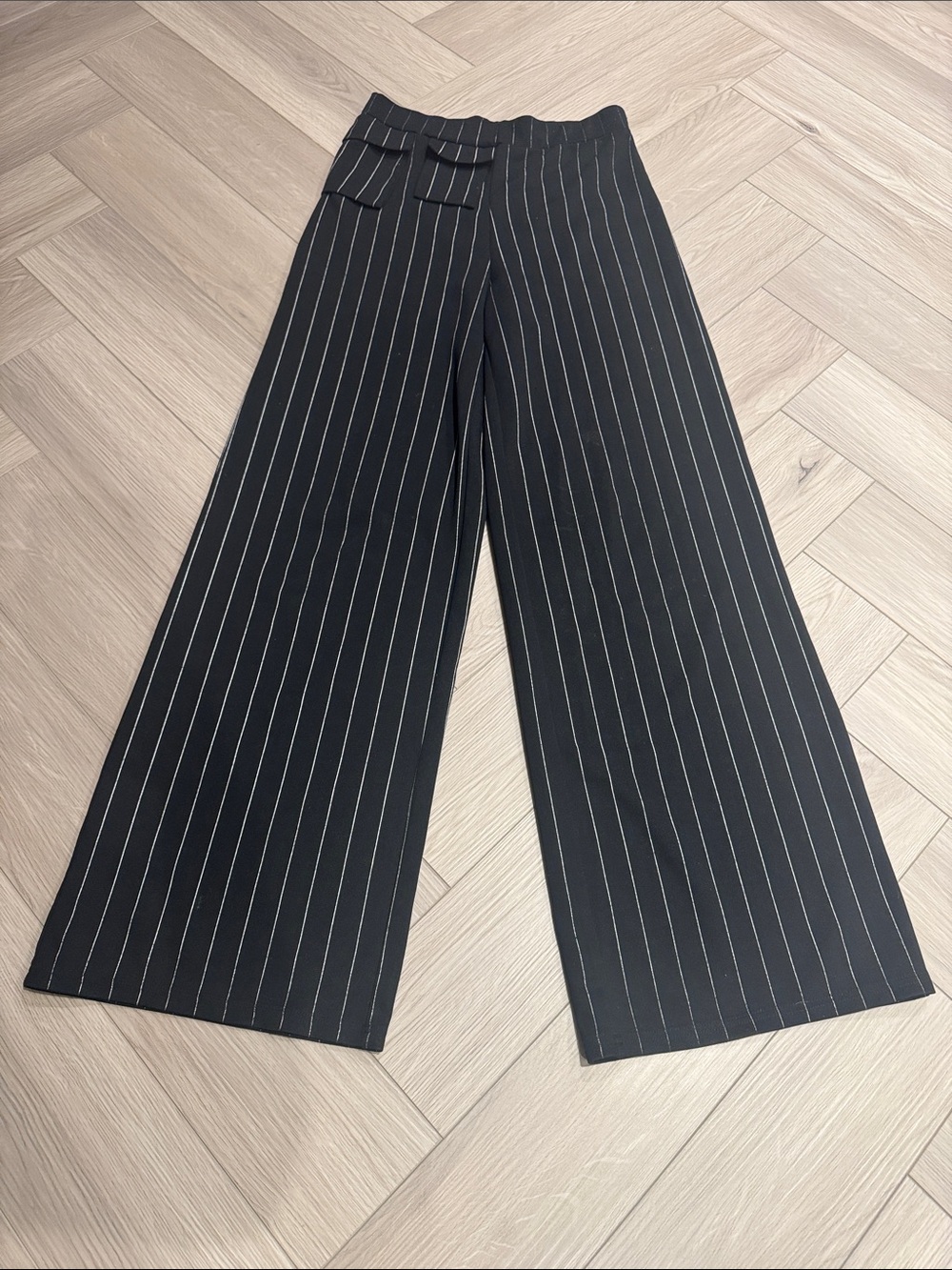 PrettyLittleThing Black Pinstripe Wide-Leg Trousers
